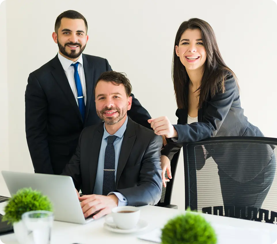 personas con traje
